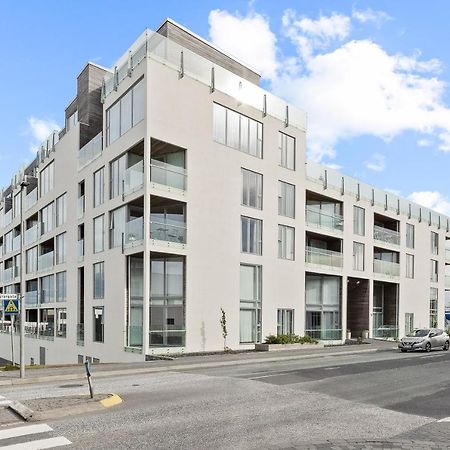 Brand New Downtown Harbor Apartment Reykjavík Exteriör bild